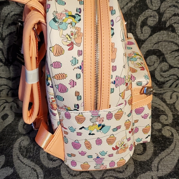 Loungefly Alice in wonderland